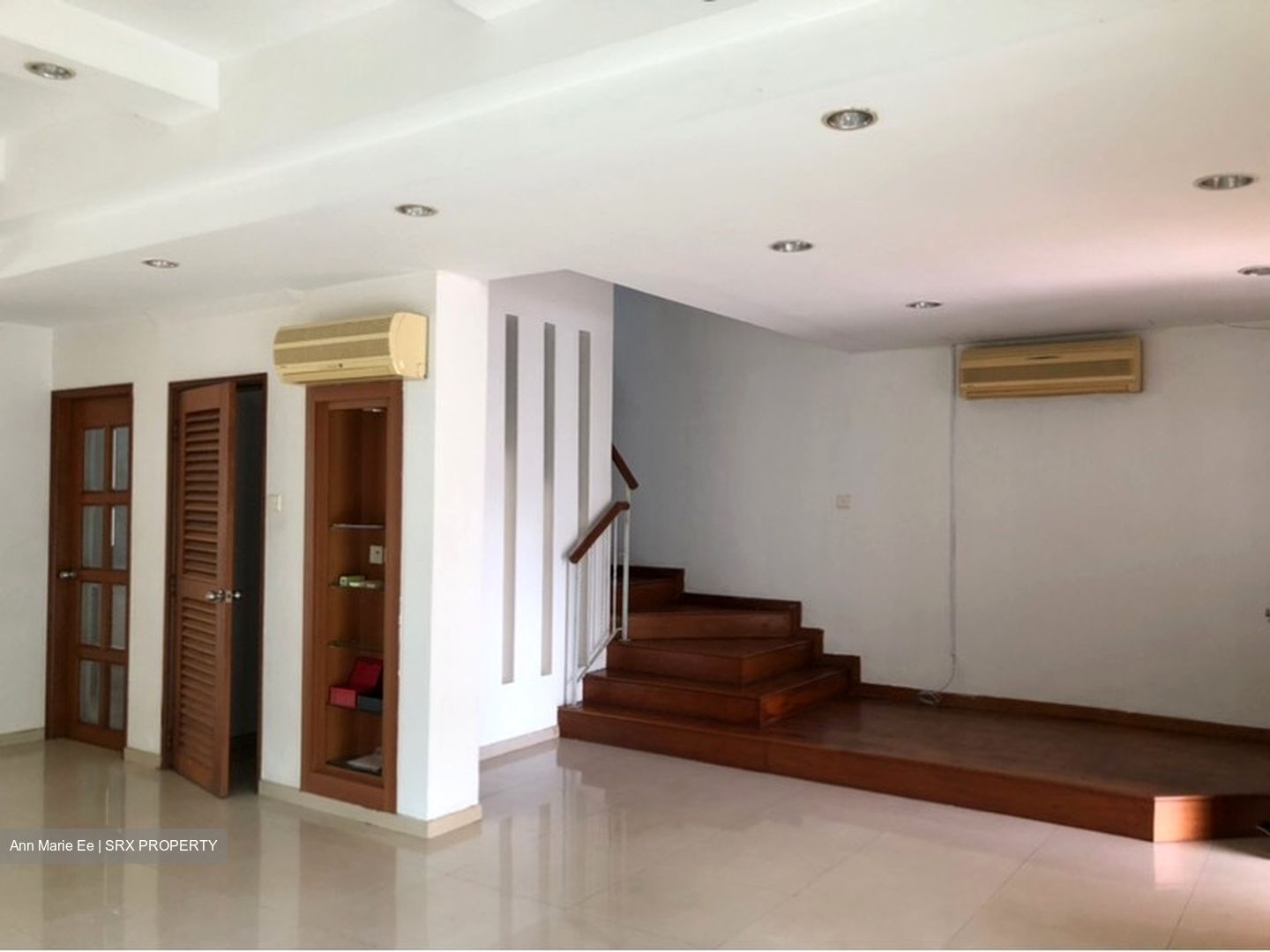 Jalan Chermat (D19), Terrace #377893231